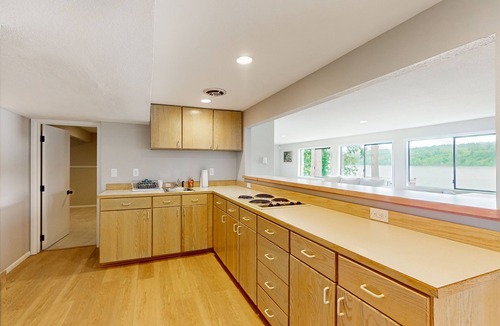 Vashon Island House | Waterfront home with hot tub, deck pool table and firepit
