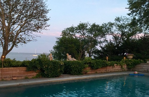 Bellport House | WATERFRONT HOME WITH PRIVATE BEACH/ONE MONTH MINIMUM STAY