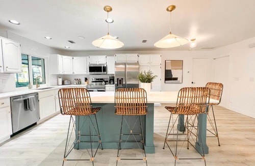 Iona House | Waterfront Home with Pool Minutes to Sanibel