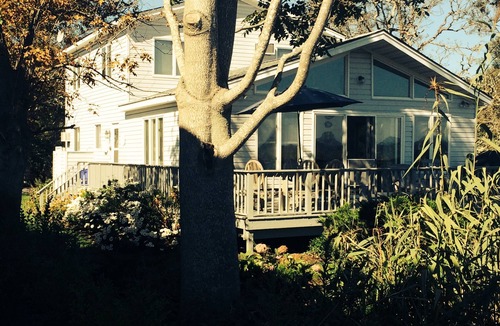 Jamesport House | Waterfront home with private beach on Peconic Bay