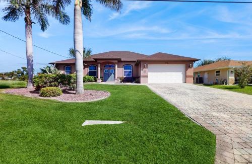Pebble Beach House | Waterfront Home with Pool and Patio in Rotonda West!