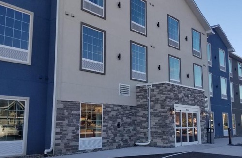Prairie Du Chien Hotel | Waterfront Hotel