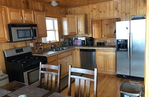 Wellesley Island House | Waterfront house on Wellesley Island