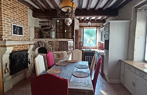 Apremont House | Waterfront house