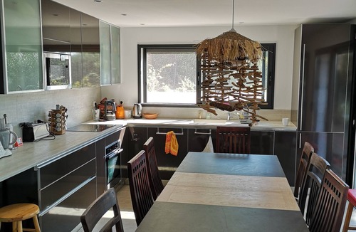 Carqueiranne Villa | Waterfront house