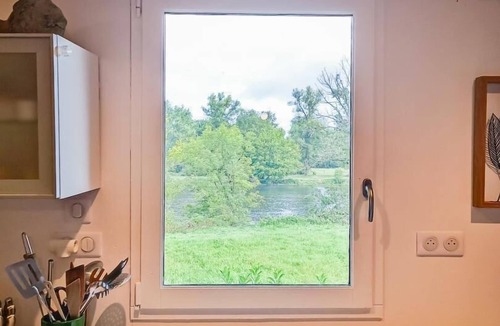 Vayrac House | WATERFRONT HOUSE