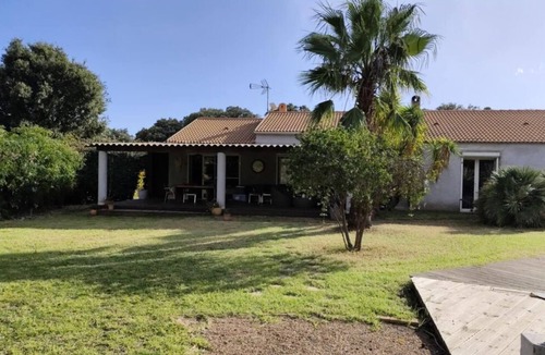 Solaro House | Waterfront house in Corsica