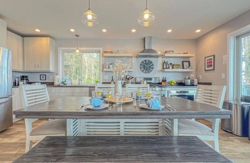 Lummi Island House | Waterfront House, Mt. Baker Views, 2 Decks, Nature