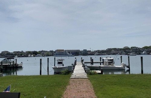 Oak Bluffs House | Waterfront House On Oak Bluffs Harbor
