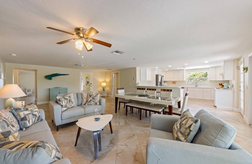 Anna Maria House | Waterfront house with pool - bring boat and rod - close to Gulf and Bay Beaches