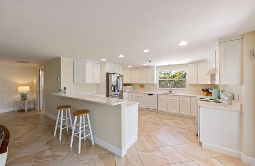 Anna Maria House | Waterfront house with pool - bring boat and rod - close to Gulf and Bay Beaches