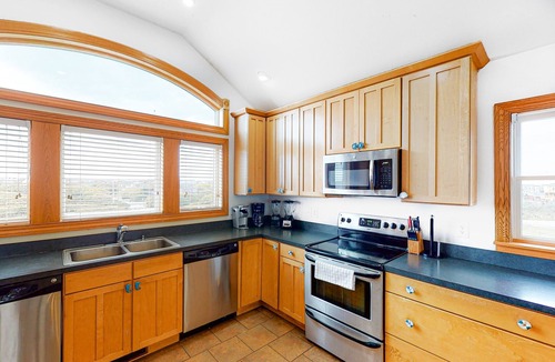 Buxton House | Waterfront house with pool, hot tub, pool table, elevator & ocean view