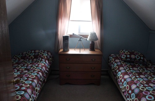 Ashland House | Waterfront House with Private Beach