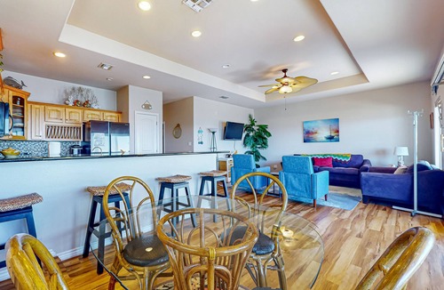Rockport House | Waterfront house with private patio, dock access and free WiFi