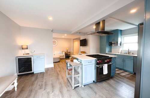 Hyannis Villa | Waterfront Hyannis Home Near Ferry