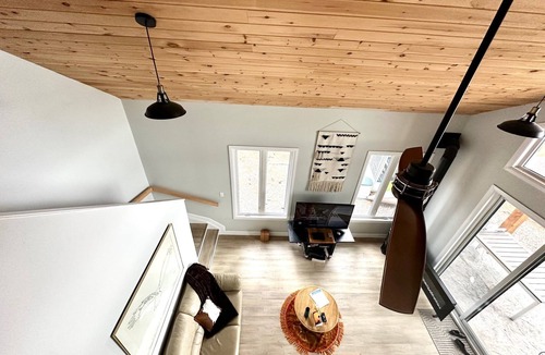 Horton House | Waterfront in Renfrew