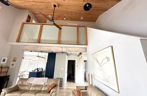 Horton House | Waterfront in Renfrew