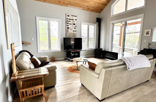 Horton House | Waterfront in Renfrew