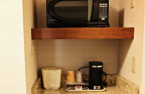 Temiskaming Shores Hotel | Waterfront Inn
