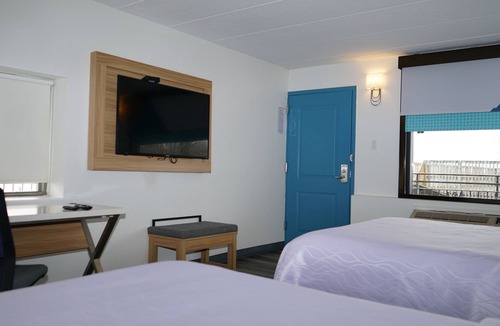 Essington Hotel | Waterfront Inn PHL Airport