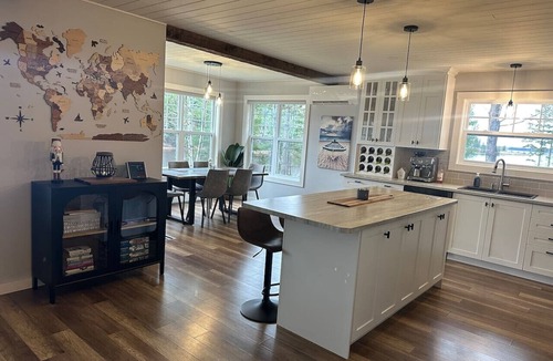 Rexton House | Waterfront | Kayaks | Screened Patio | Bonfire