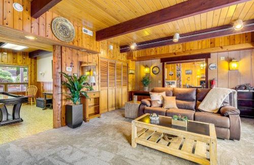 Kingston House | Waterfront Kingston Getaway Beach Access On-Site!