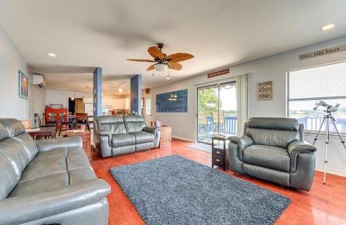 Burnet House | Waterfront Lake Buchanan Cottage w/Kayaks!