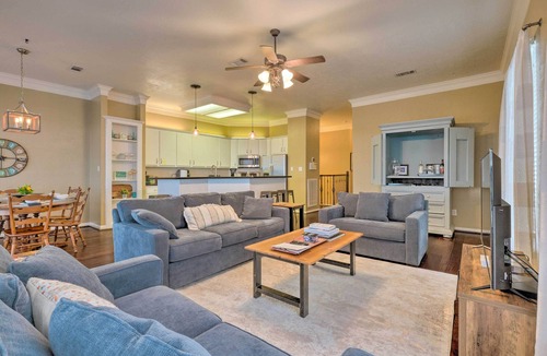 April Sound House | Waterfront Lake Conroe Getaway w/Multiple Decks!