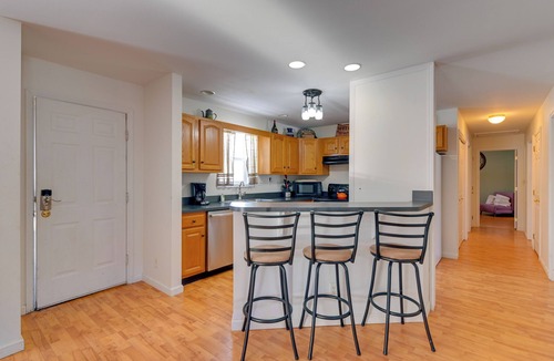 North Lake George House | Waterfront Lake George Retreat w/Shared Dock