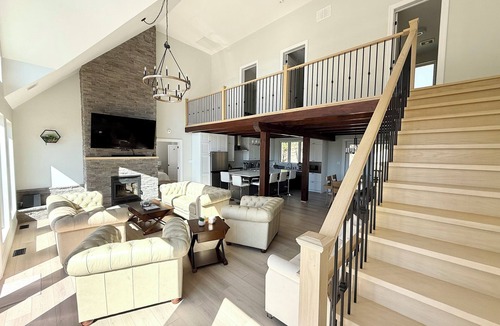 Rideau Lakes Cottage | Waterfront Lake House on the Big Rideau Lake