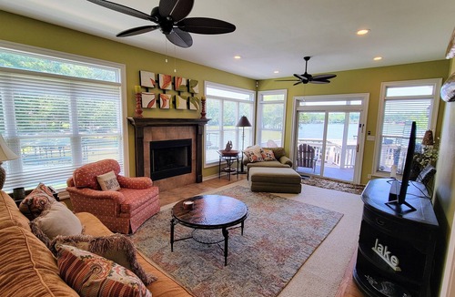 Mid America House | Waterfront Lake Hamilton Home | Pool, Hot Tub, A+ Views, Dock, Huge Game Room
