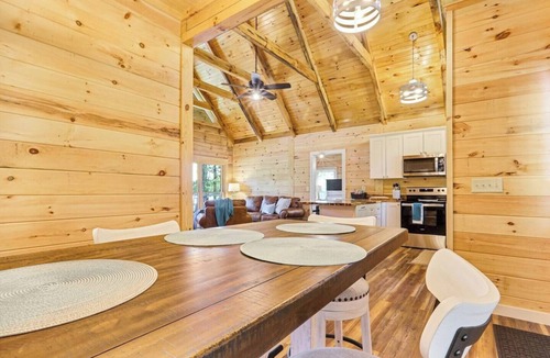 Six Mile Cabin | Waterfront Lake Keowee Chalet
