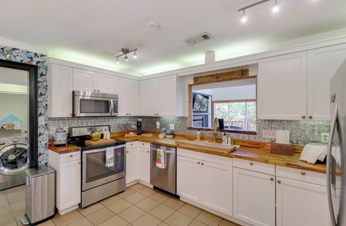 Briarcliff House | Waterfront Lake Travis Luxury Home w/Large Deck!
