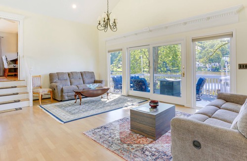 Lake Hopatcong House | Waterfront Lake Hopatcong Vacation Rental w/Dock