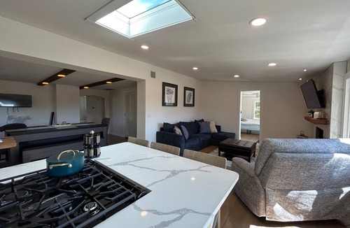 Clinton House | Waterfront Lakehouse w/Hot Tub in Clinton, CT. Pet-Friendly!