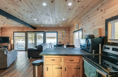 Lincoln House | Waterfront Lincoln Home w/2 Decks & Fire Pit