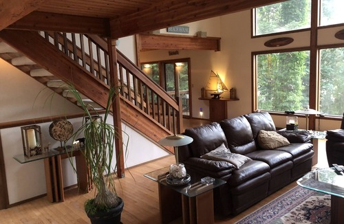 Shelton House | Waterfront Lindal Cedar Home "The Getaway"