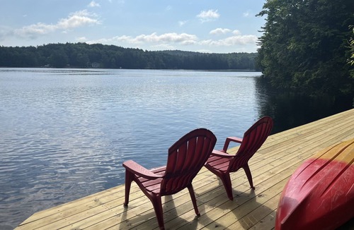 Colton House | Waterfront Location. Panoramic Views. Cozy Comforts. Treehouse Tranquility.