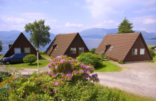 Kentallen Cottage | Waterfront Lodge 6 with Hot Tub