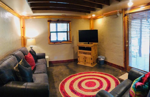 Marble Falls Cabin | Waterfront Log Cabin w/King Suite, Great Views