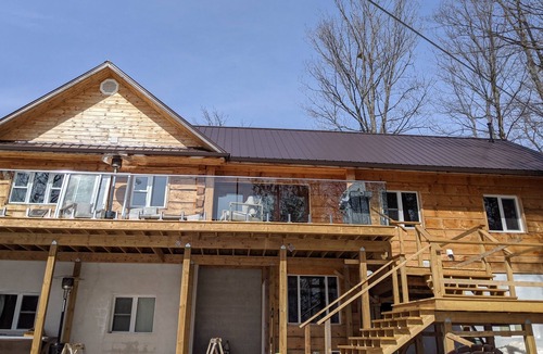 Severn Cottage | Waterfront Log Home - 5 bdrm - Spa retreat