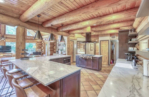 Marble Falls Cabin | Waterfront Log Lodge w/Pool, Hot Tub & Sleeps 15