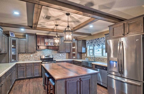 Negreet House | Waterfront Louisiana Vacation Rental w/Dock!