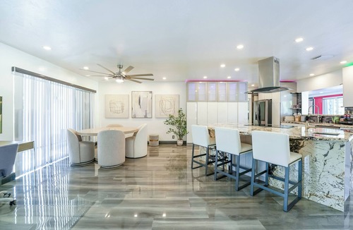 Lighthouse Point House | Waterfront Luxe 3BR Pool, Hot Tub & Dock