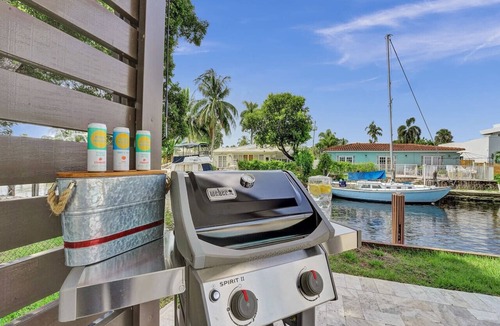 Citrus Isles House | Waterfront luxury pool home near FLL Airport.