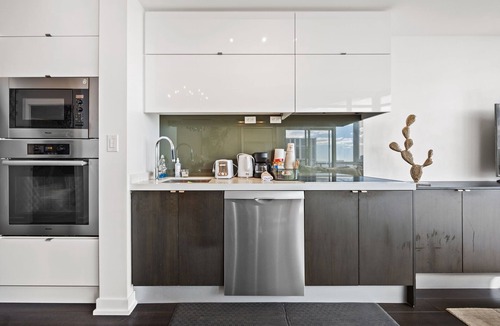 CityPlace Condo | WATERFRONT LUXURY CONDO IN DOWNTOWN TORONTO WITH FREE PARKING