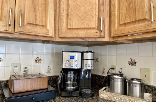 Luray Cabin | Waterfront, Luxury Panoramic View, Fast Wi-Fi, Private River Access Steps Away!