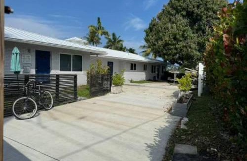 Wilton Manors Villa | Waterfront, Luxury Home, with pool