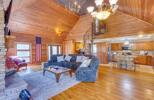 Milton House | Waterfront Milton Home w/Boat Dock!