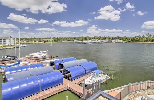 Montgomery Condo | Waterfront Montgomery Condo w/ Community Pool